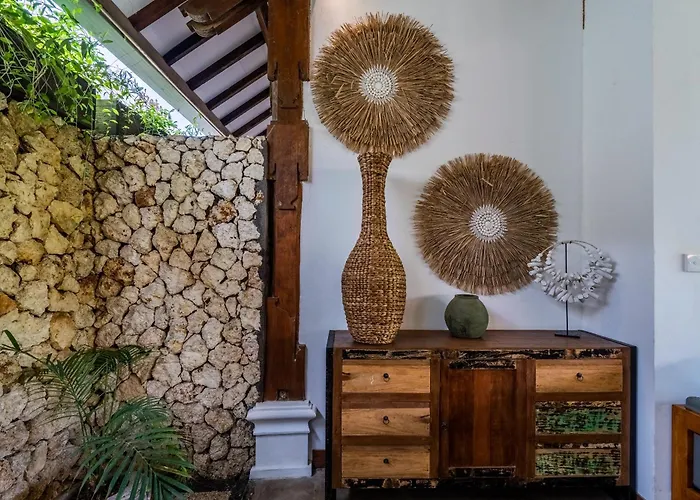 Penyu - Spacious 2br With Private Pool - Center Bingin Villa
