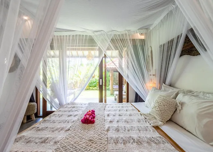 Penyu - Spacious 2br With Private Pool - Center Bingin Villa